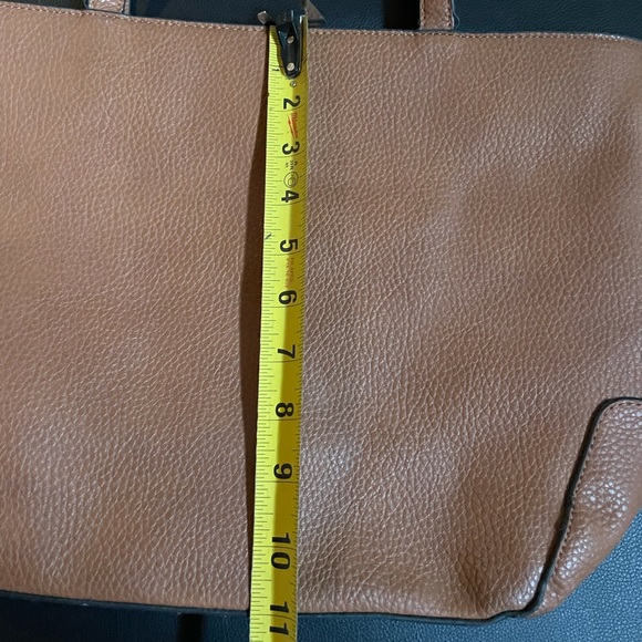 Huser Large Brown Leather Tote - Picture 5 of 6